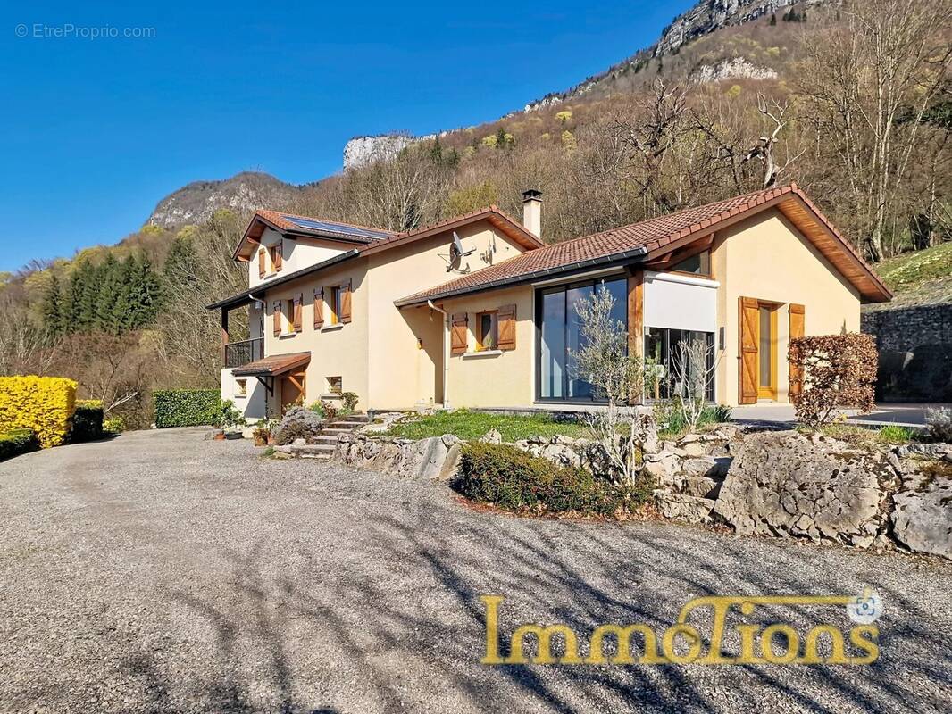 Maison à SAINT-GERVAIS