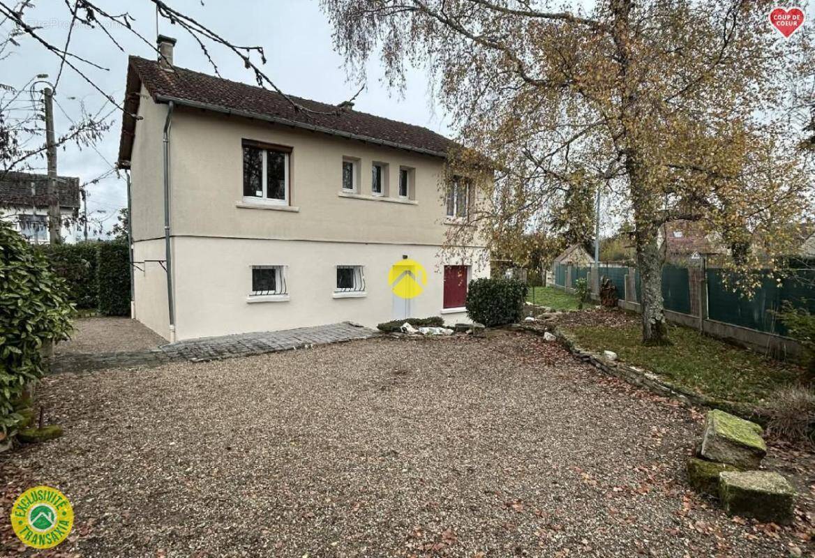 Maison à BOURBON-L&#039;ARCHAMBAULT