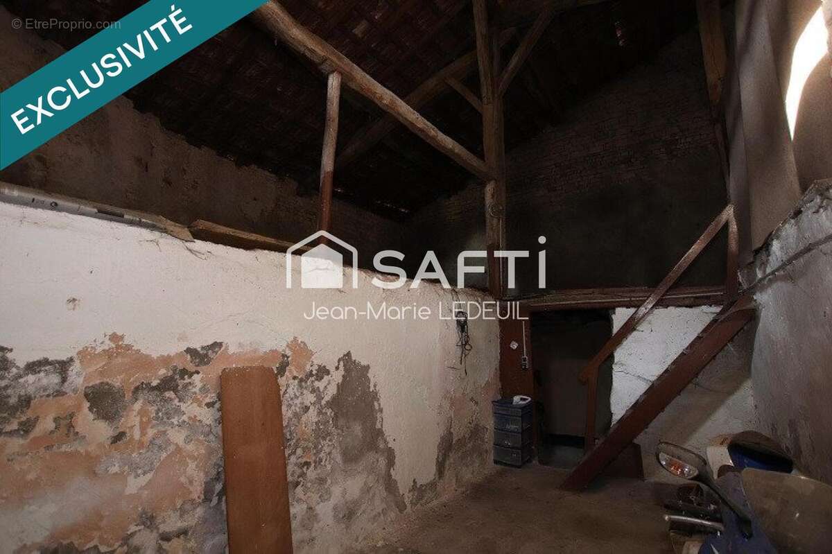 Photo 8 - Maison à OURCHES-SUR-MEUSE