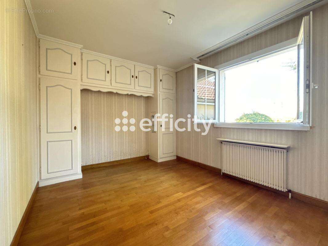 Maison 145 m² à Messigny-Et-Vantoux  - photo 13