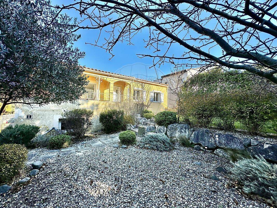 Maison à SAINTE-ANASTASIE