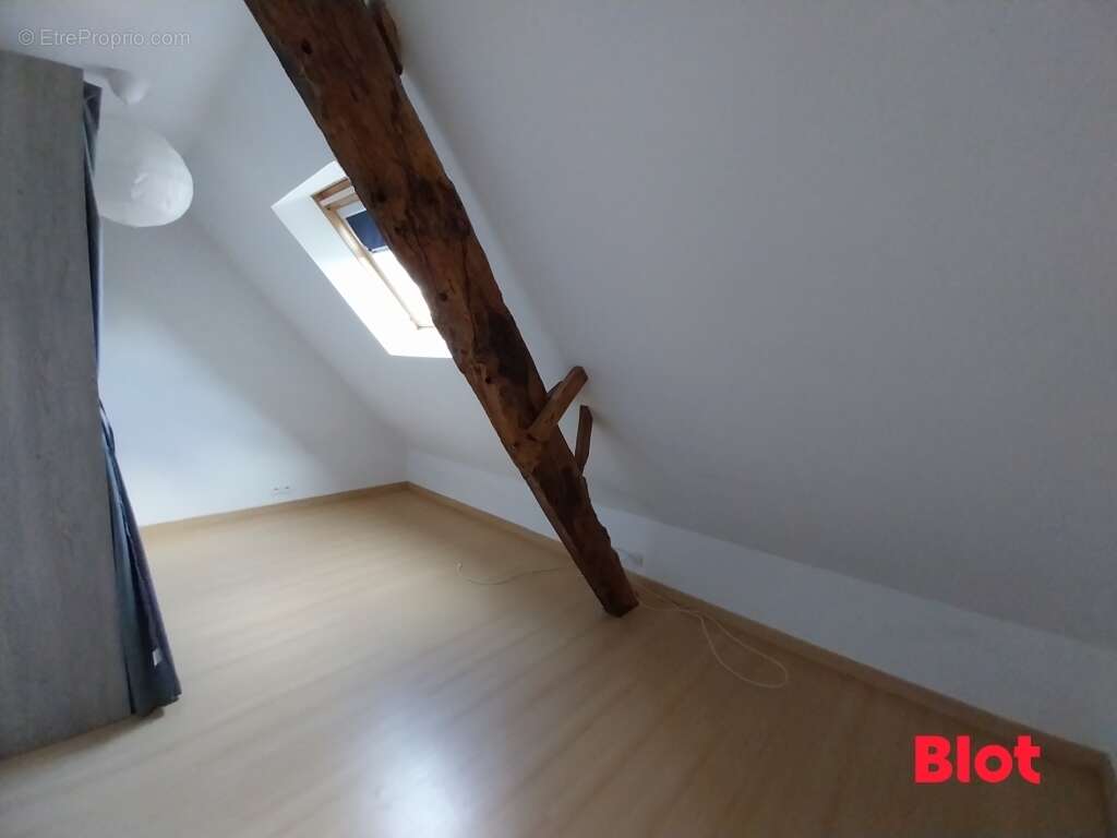 Maison à MINIAC-MORVAN