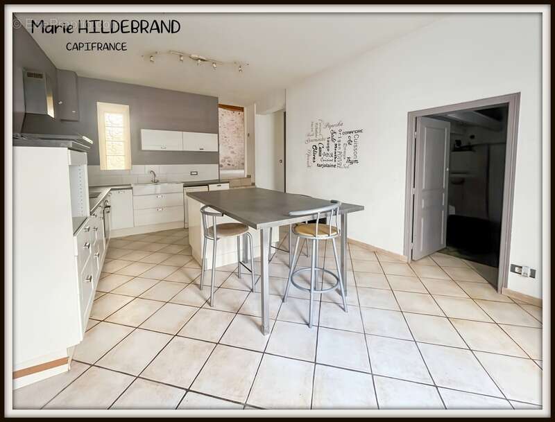 Maison de village de 120m² habitable sans jardin - photo 5
