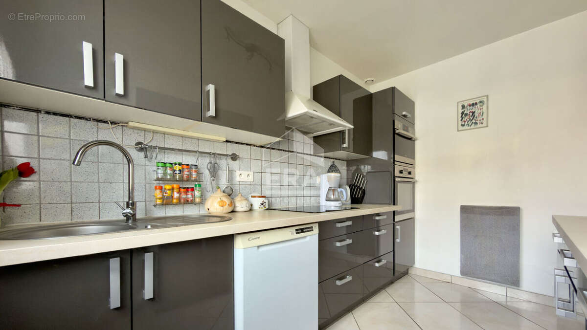 Maison à VIRY-CHATILLON