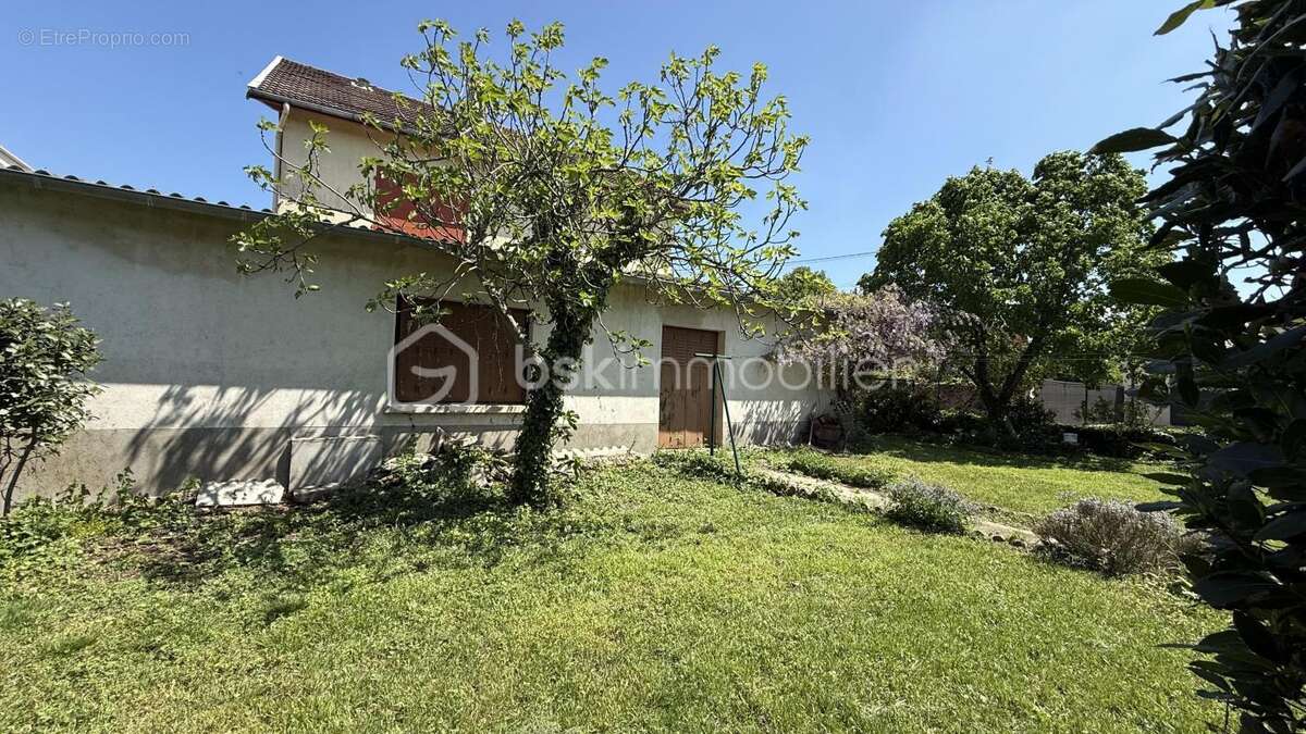 Maison à BOURG-DE-PEAGE