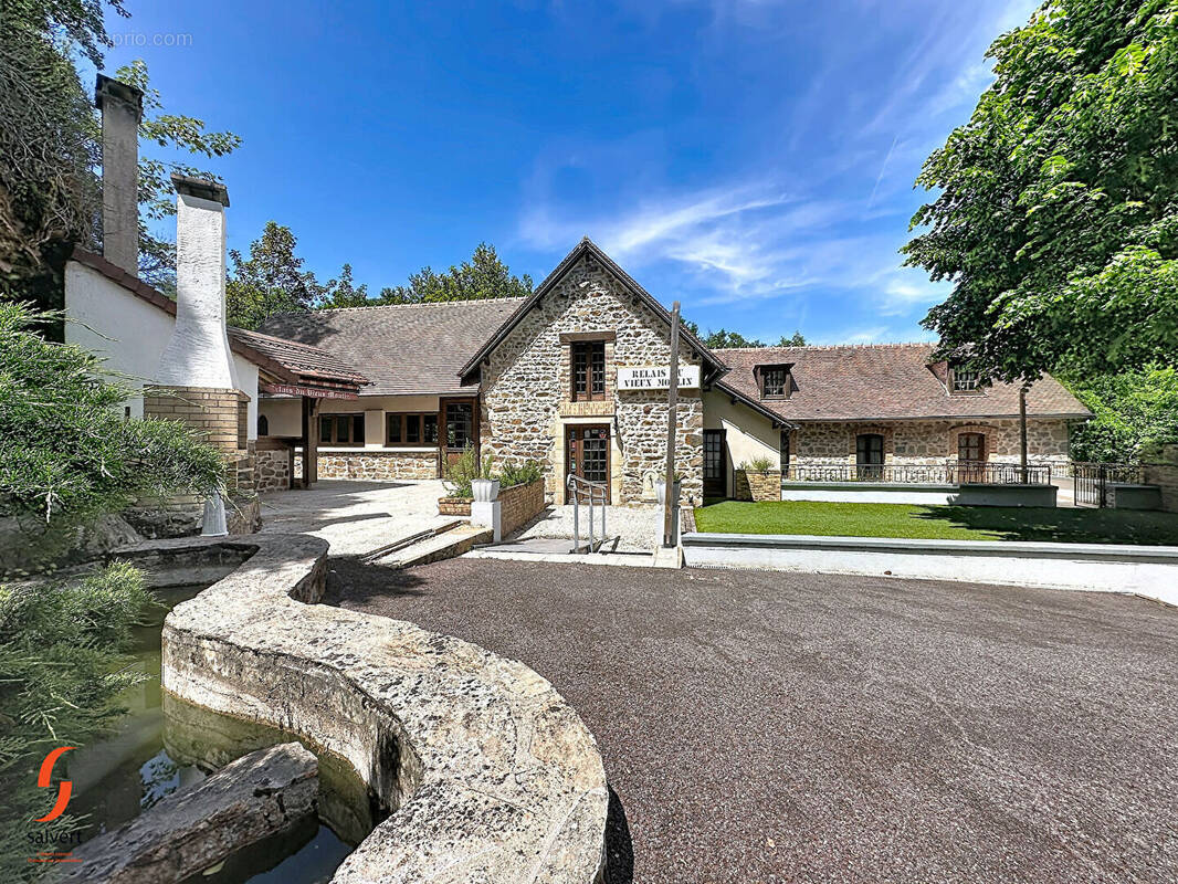 Maison à NERIS-LES-BAINS