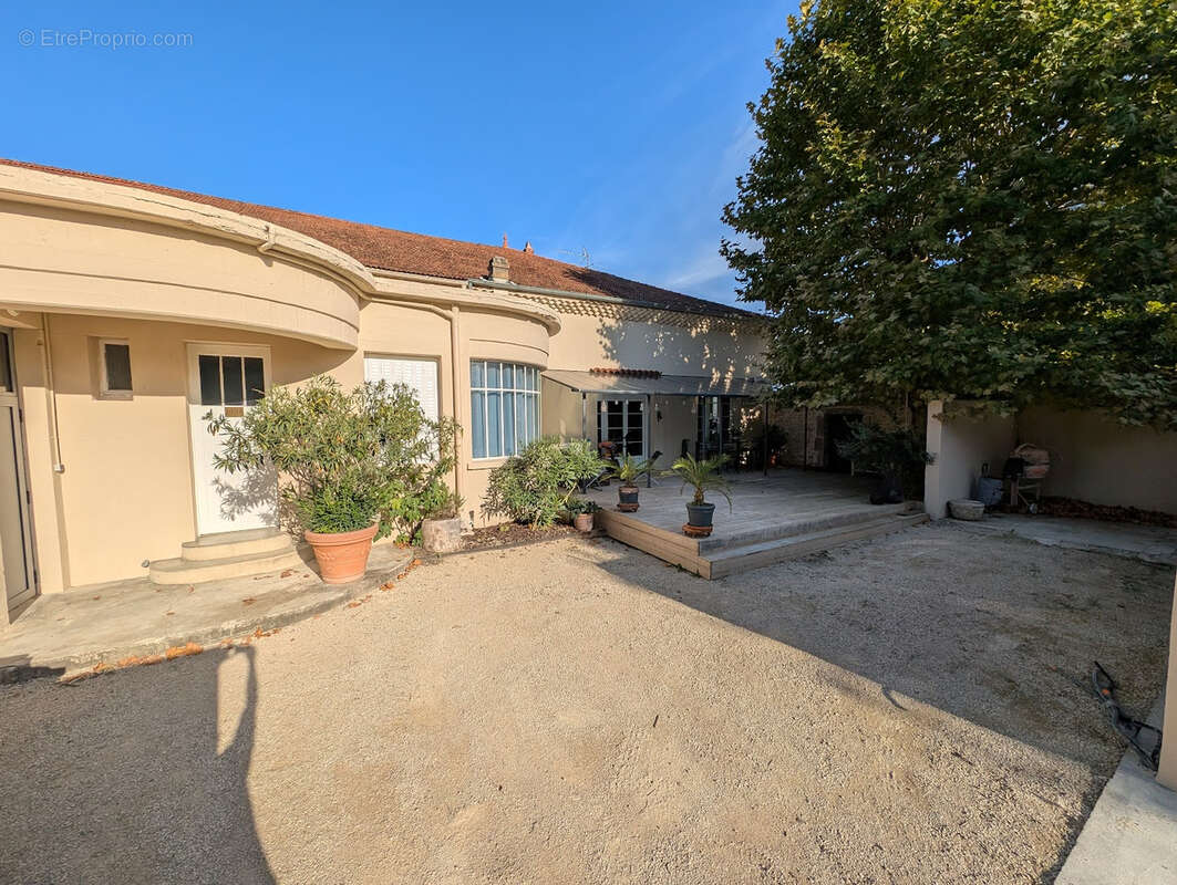 Maison à SAINT-PERAY