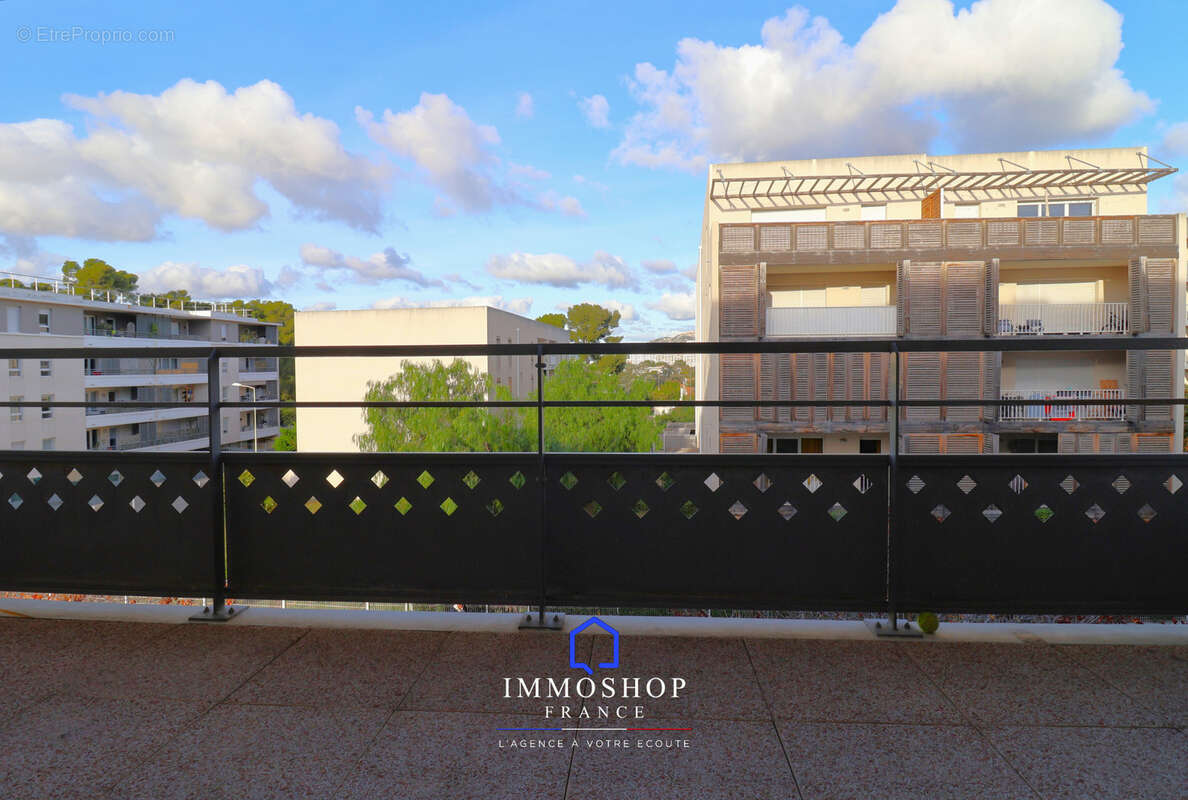 Appartement à MARSEILLE-9E