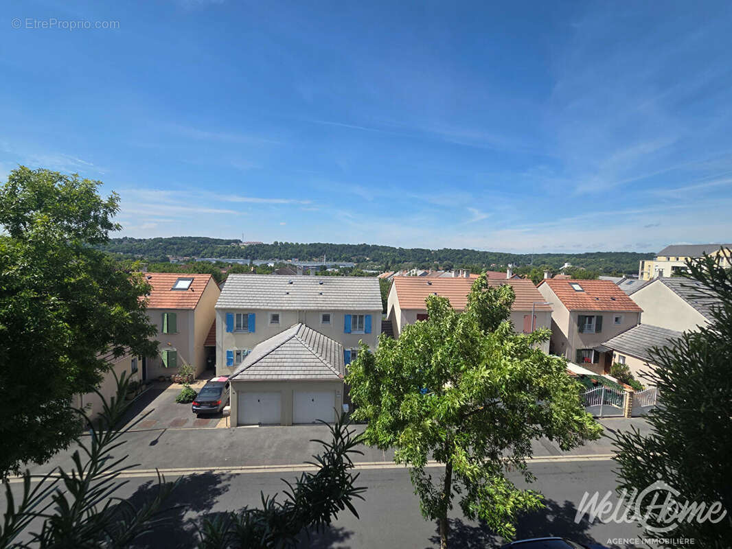 Appartement à SAINT-OUEN-L'AUMONE
