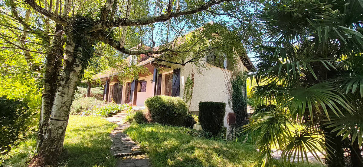 Maison à GELOS