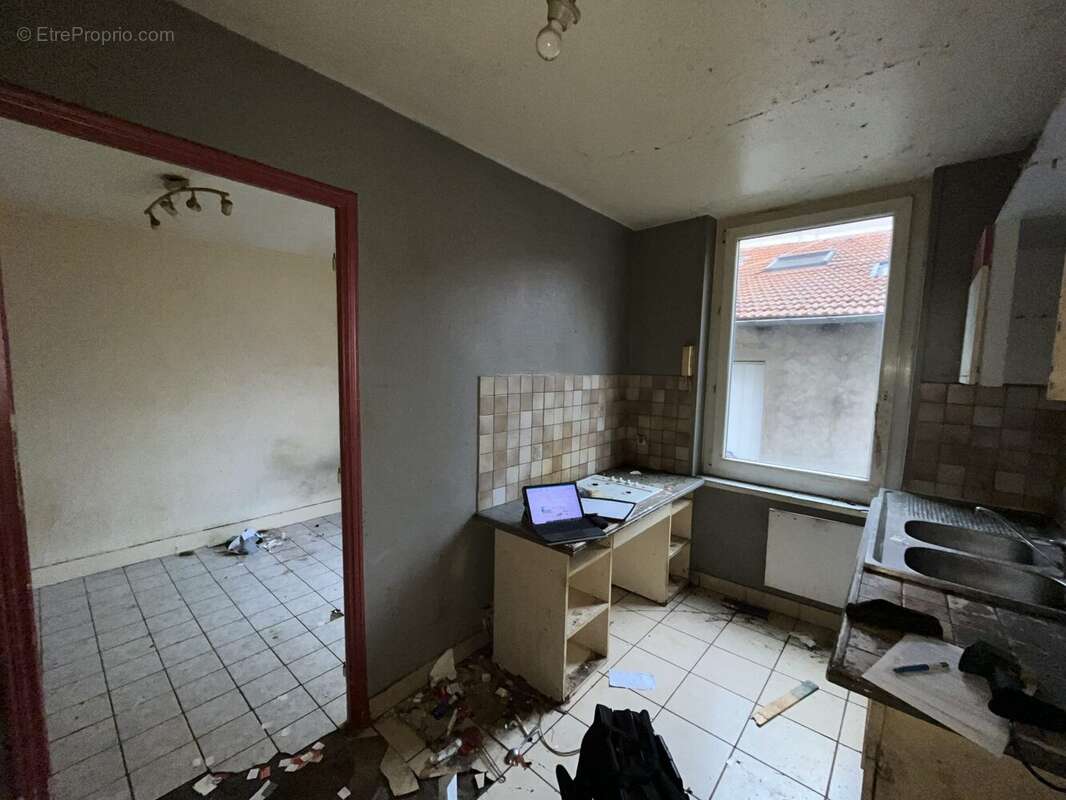 Appartement à SAINT-ETIENNE