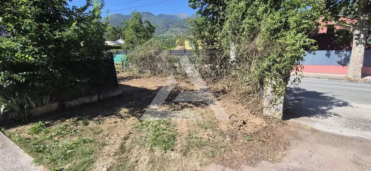 Terrain à SOSPEL