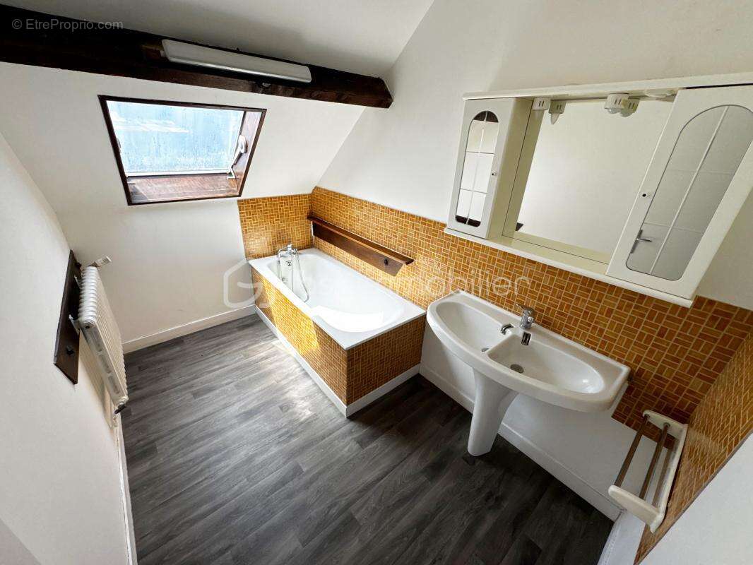 Maison à LA FERTE-MACE