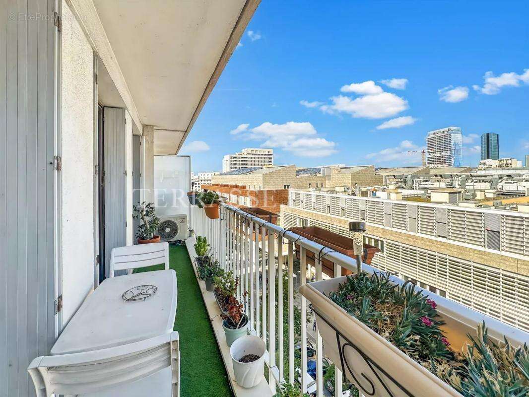 Appartement à MARSEILLE-3E