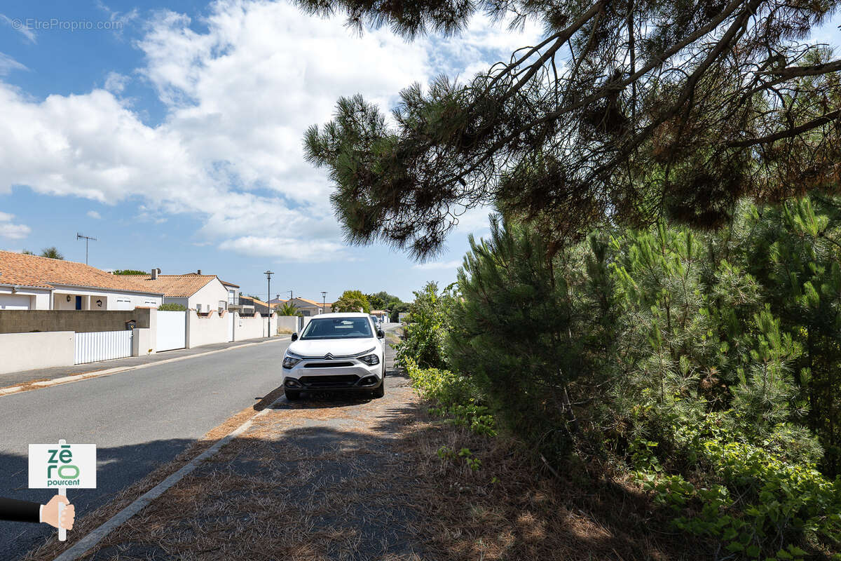 Terrain à LA TRANCHE-SUR-MER