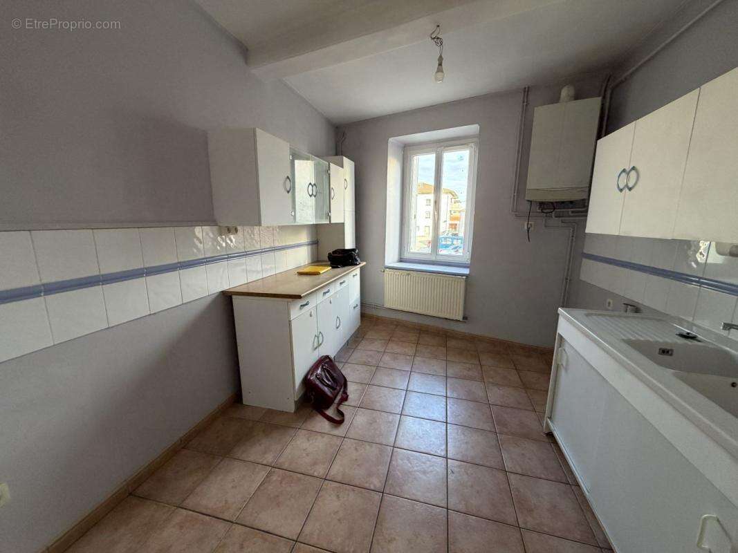 Appartement à CHALAMONT