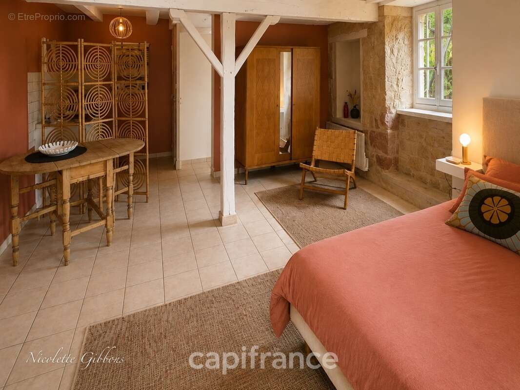 Élégante demeure en pierres,à vendre 7 chambres secteur Carennac Betaille - photo 9