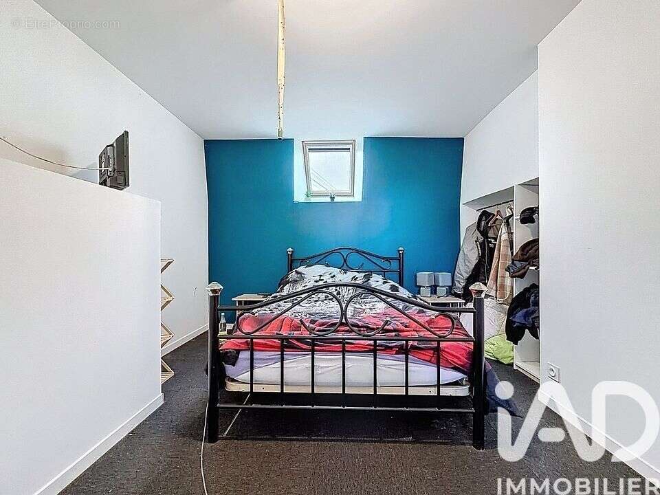 Maison 79 m² à Cogles  - photo 9