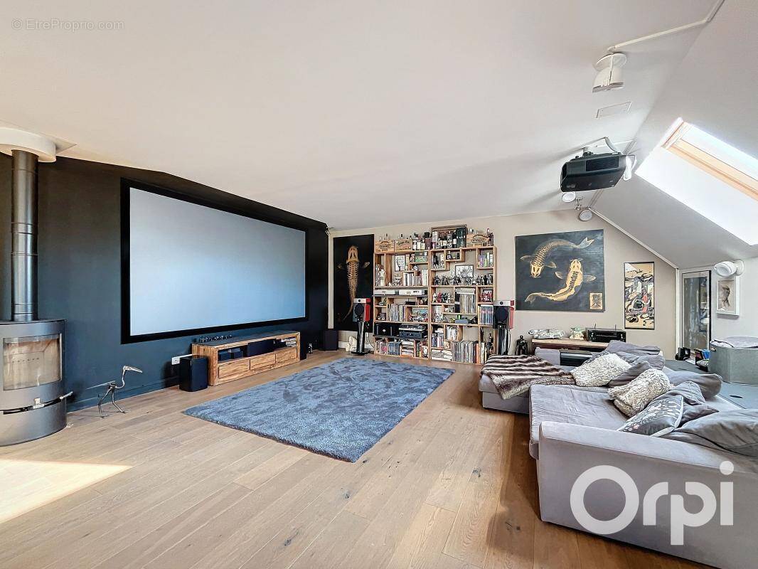 Appartement à ARTHAZ-PONT-NOTRE-DAME