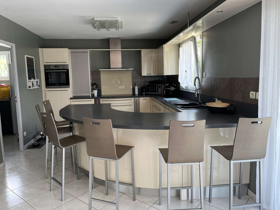 Maison à MILLY-LA-FORET