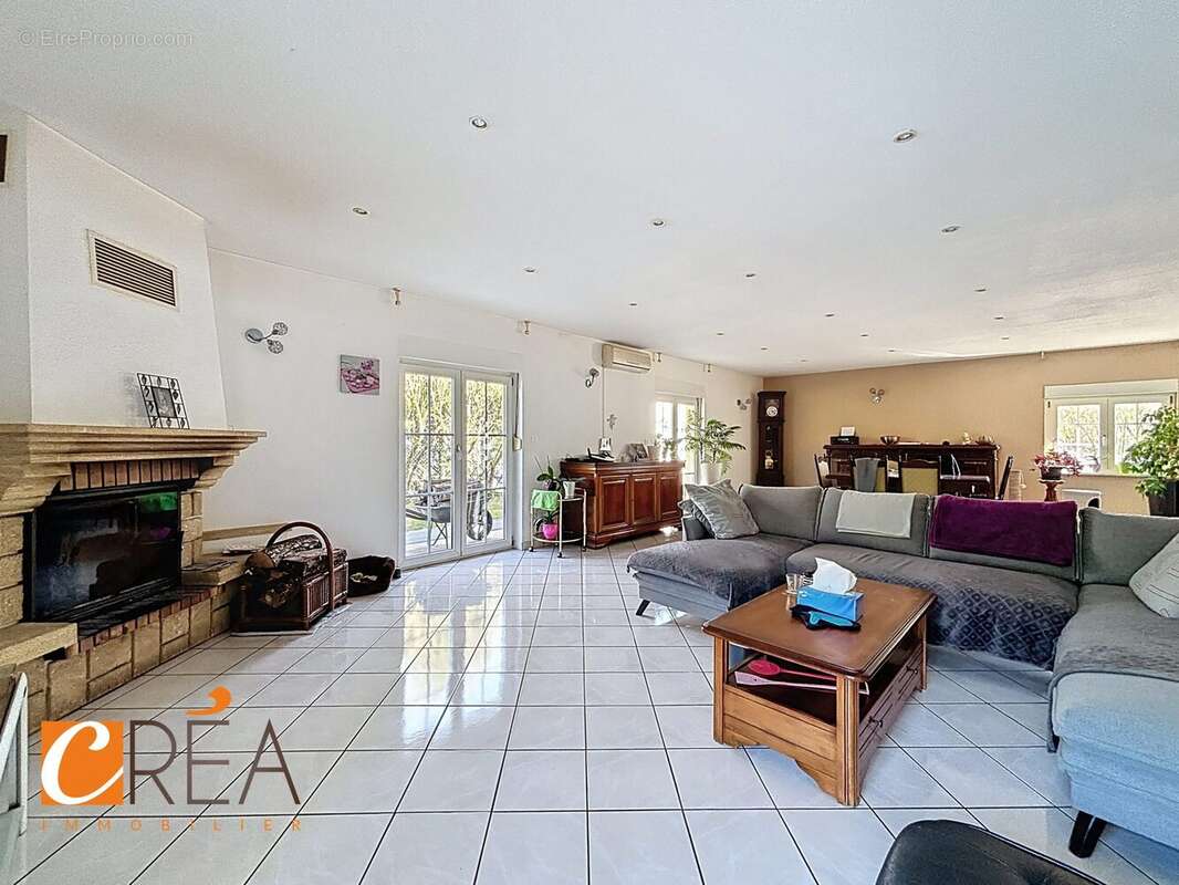 Commerce à SOPPE-LE-BAS