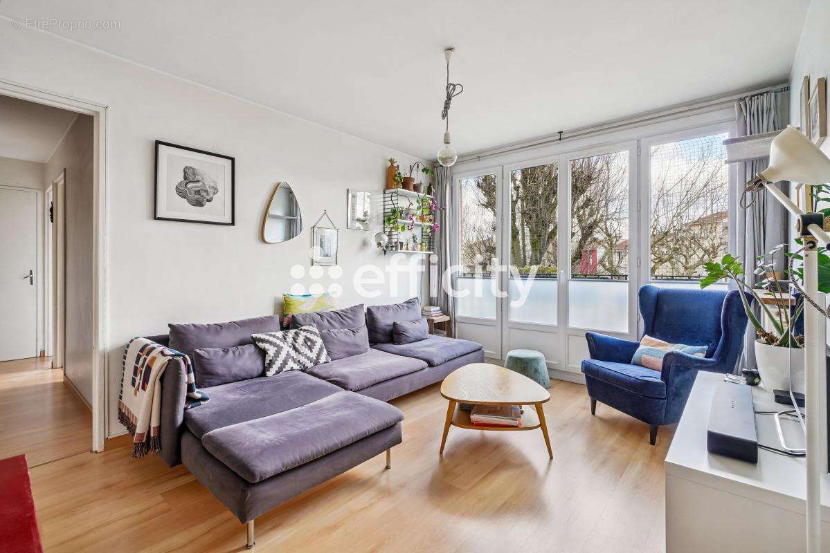 Appartement à MONTREUIL