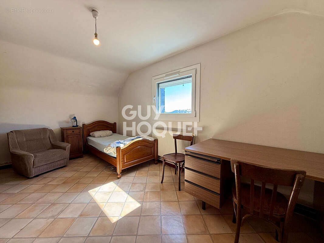 Maison 258 m² sur terrain 13,7 ares - photo 12