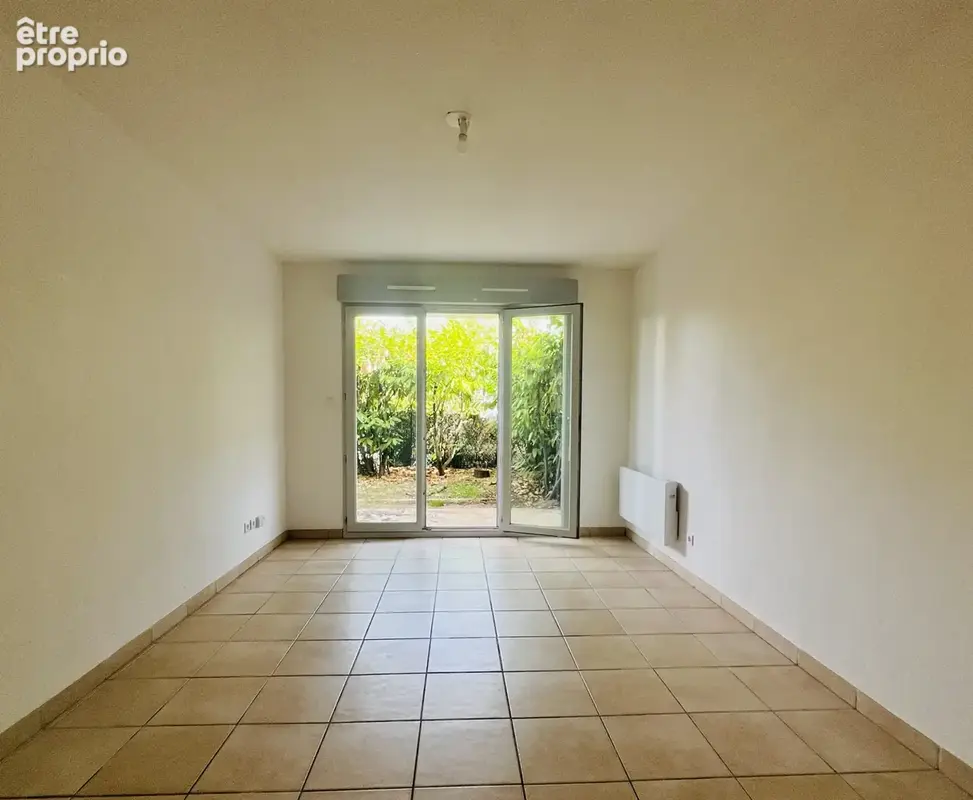 Angoulême - Appartement T2 avec jardin et parking - photo 4