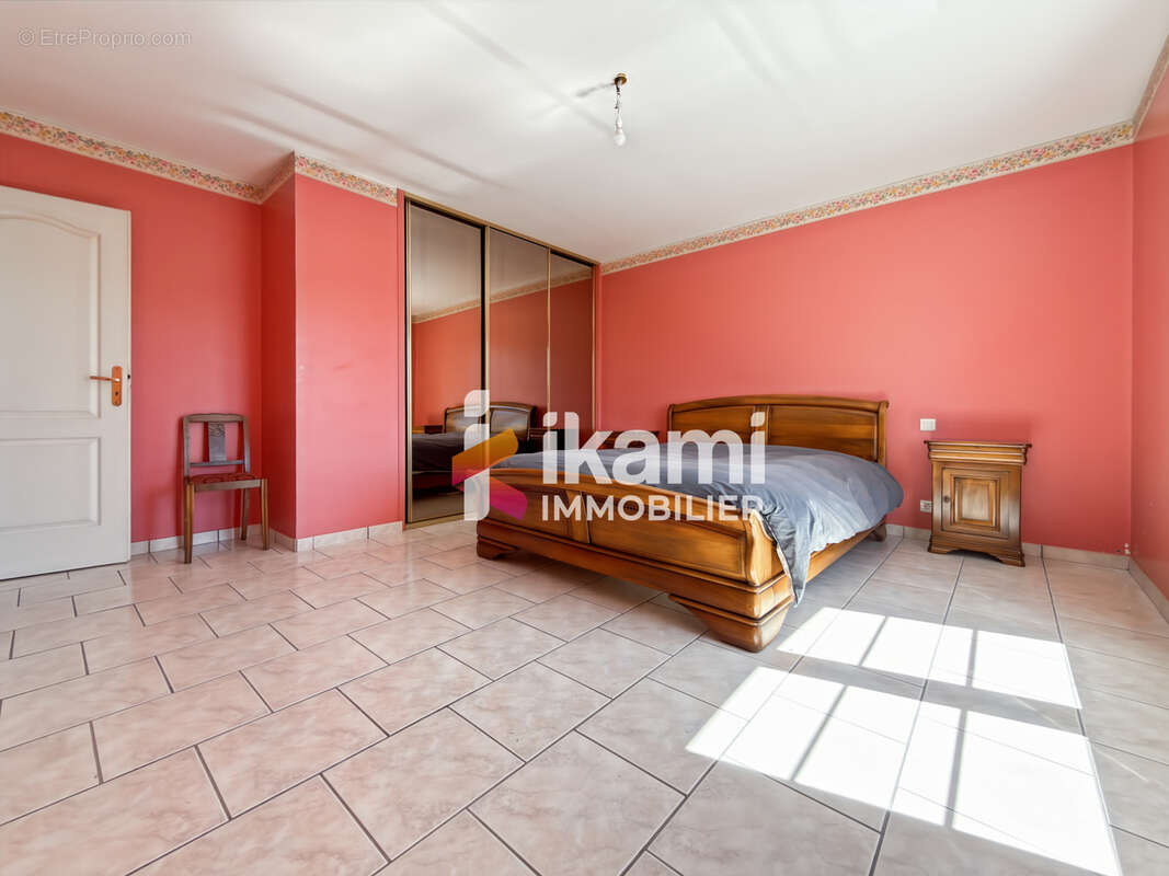 Maison 8 pièces de 212 m2 à Saligny 89100 - photo 13