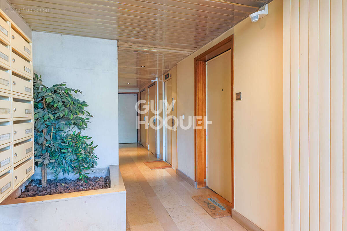 Appartement 2 pièces - 52m² - Balcon - photo 6