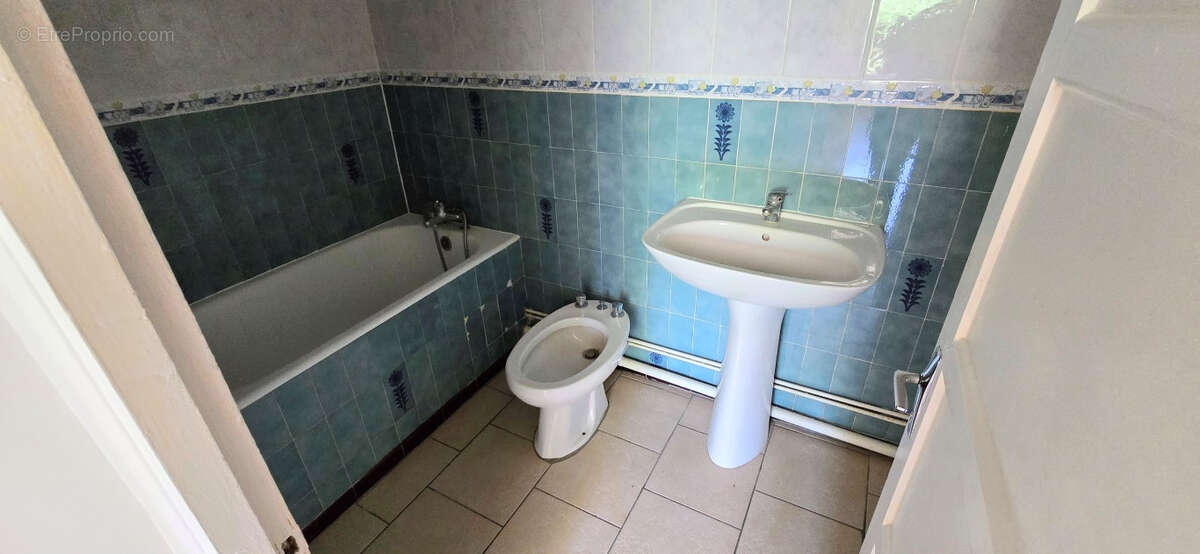 Appartement Gray 3 pièce(s) 61.68 m2 - photo 7