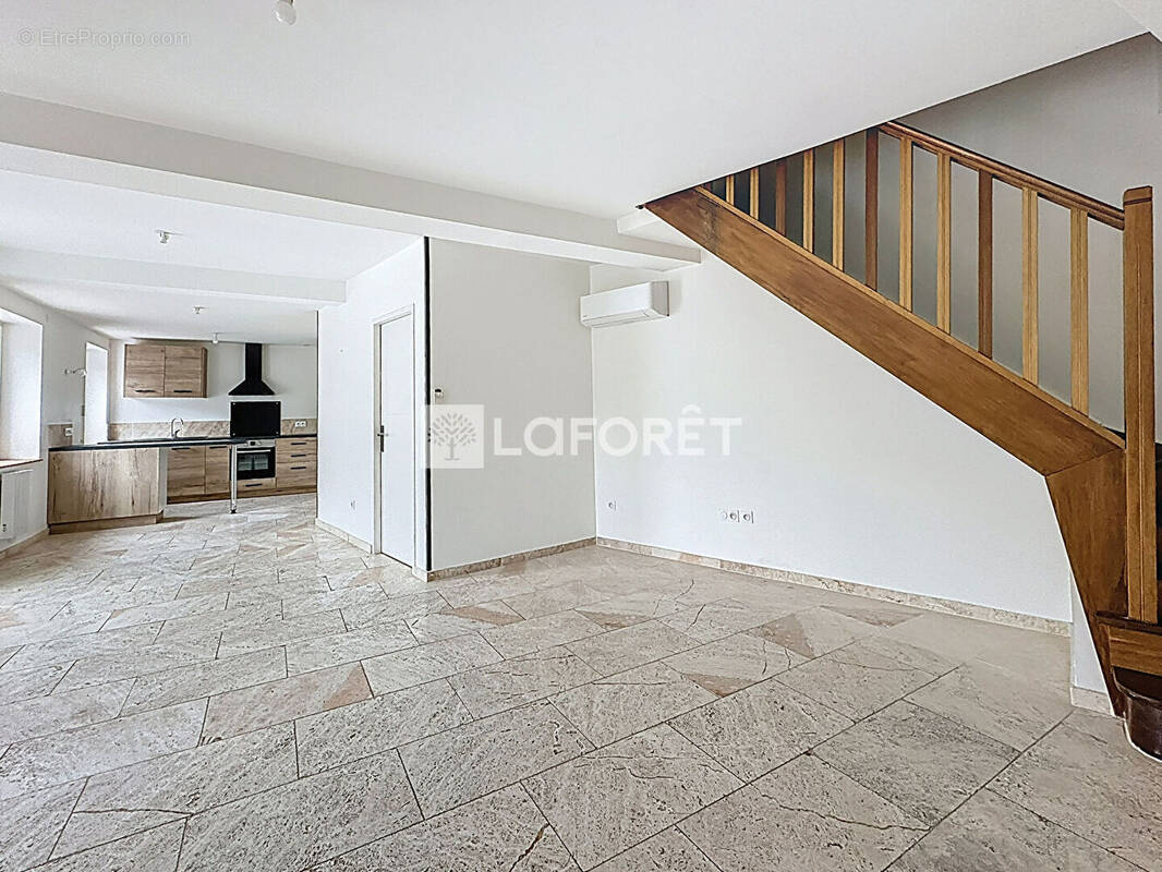 Appartement à VILLARS-LES-DOMBES
