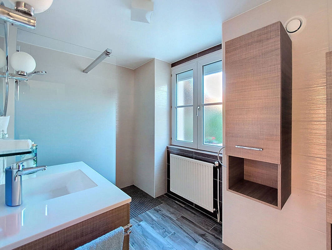 Maison à LE POIRE-SUR-VIE