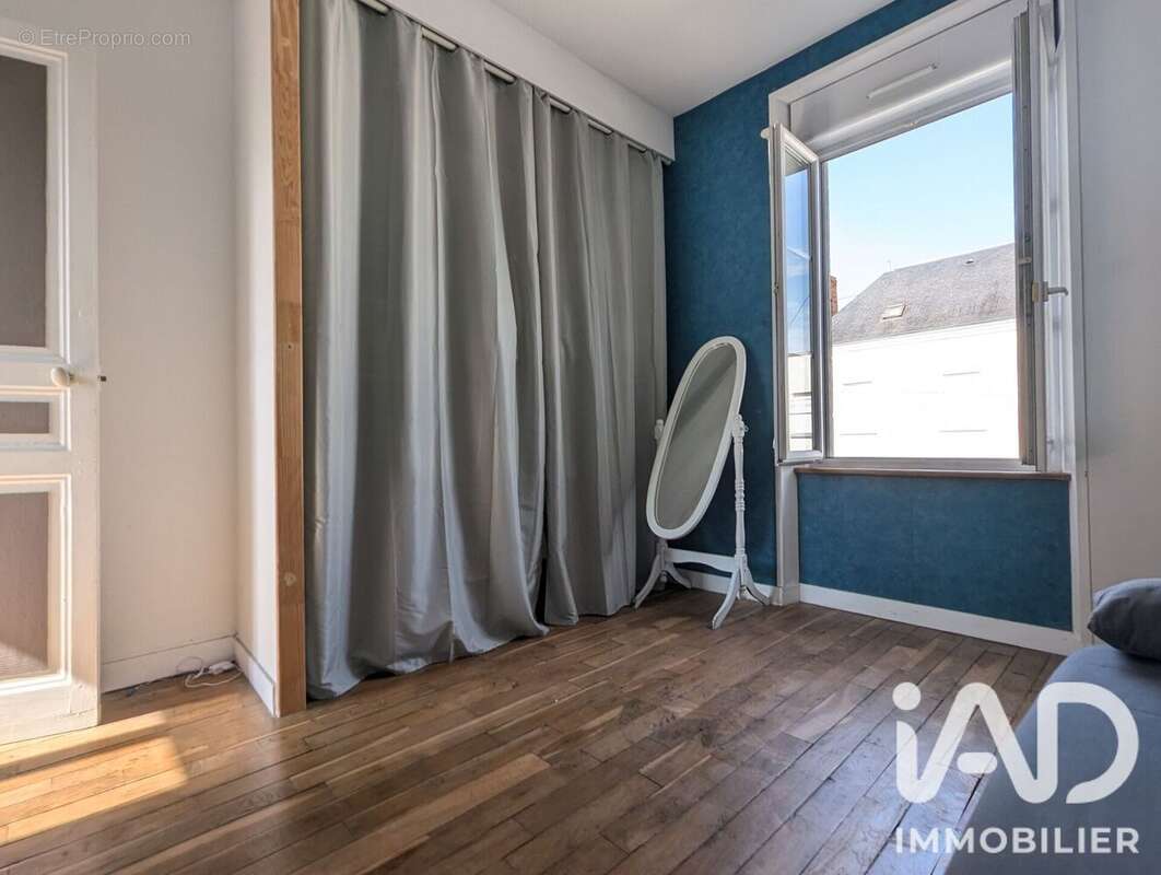 Maison 86 m² à Thouars  - photo 7