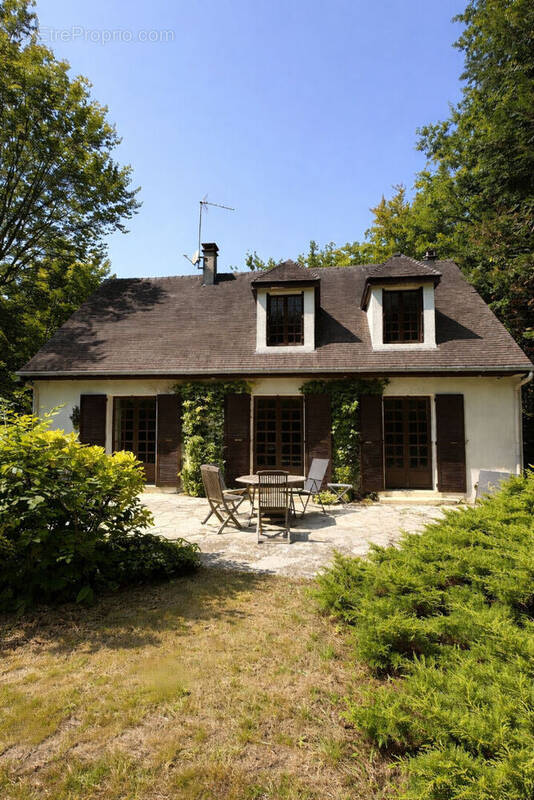 Maison à LAMORLAYE