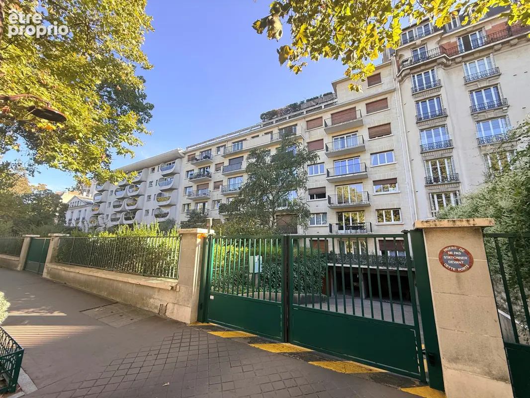 Bien immobilier à vendre à Neuilly-Sur-Seine (92200) - photo 2