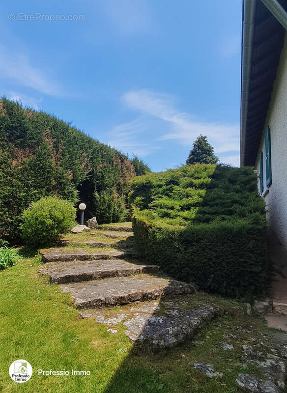 Maison à CHAUFFAILLES