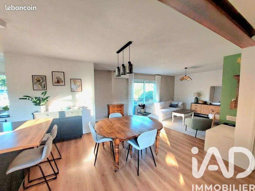 Photo 6 - Maison à VALERGUES