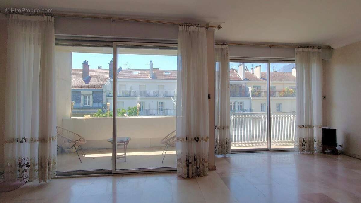 Appartement à GRENOBLE