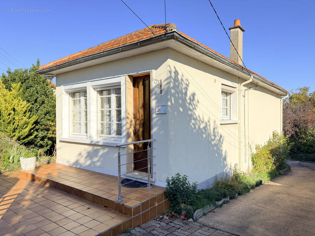 Maison à JAUNAY-CLAN