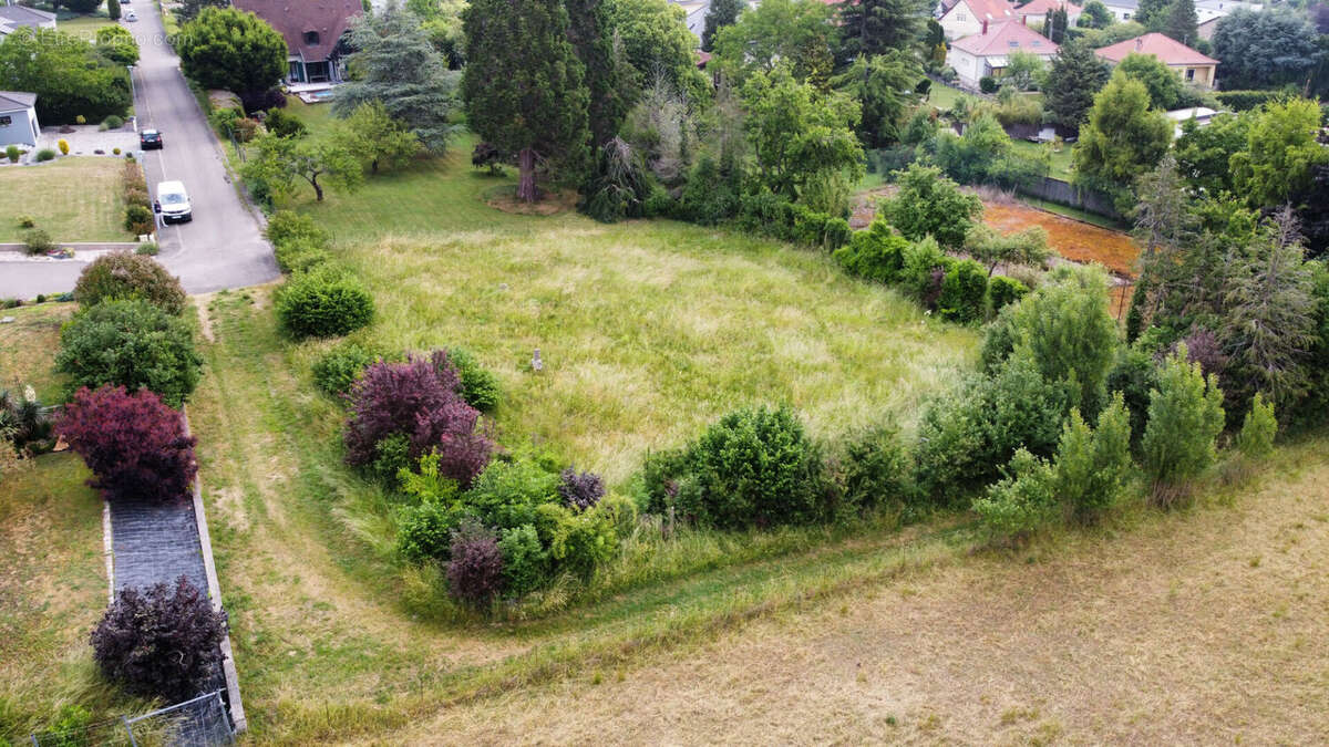 Terrain à VALMONT