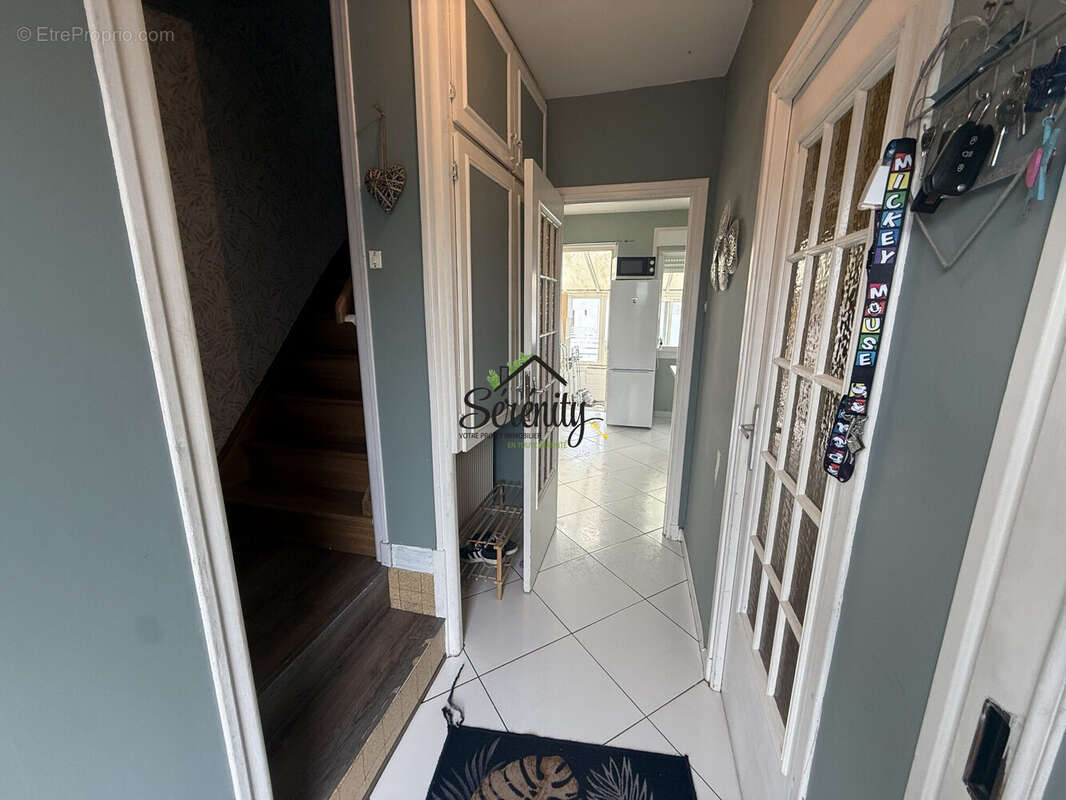 Maison à DOUCHY-LES-MINES