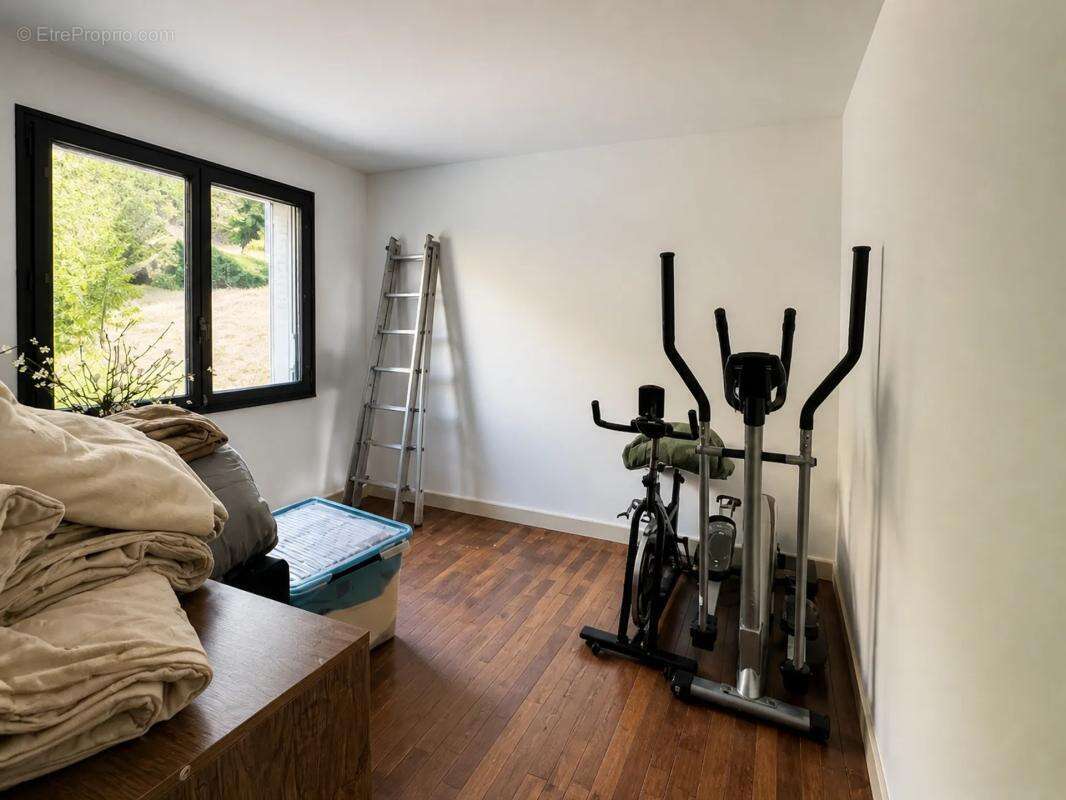 Maison de 6 pièces de 120 m² à Champagnole - photo 13