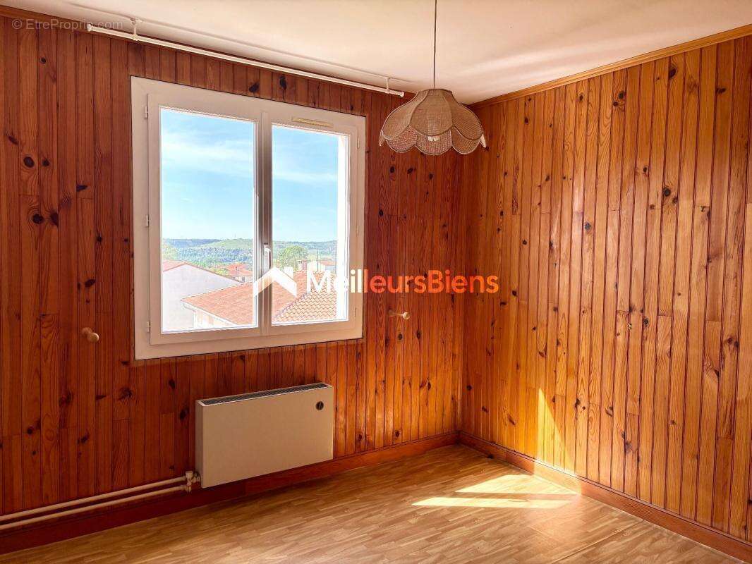 Maison à AIGUEFONDE