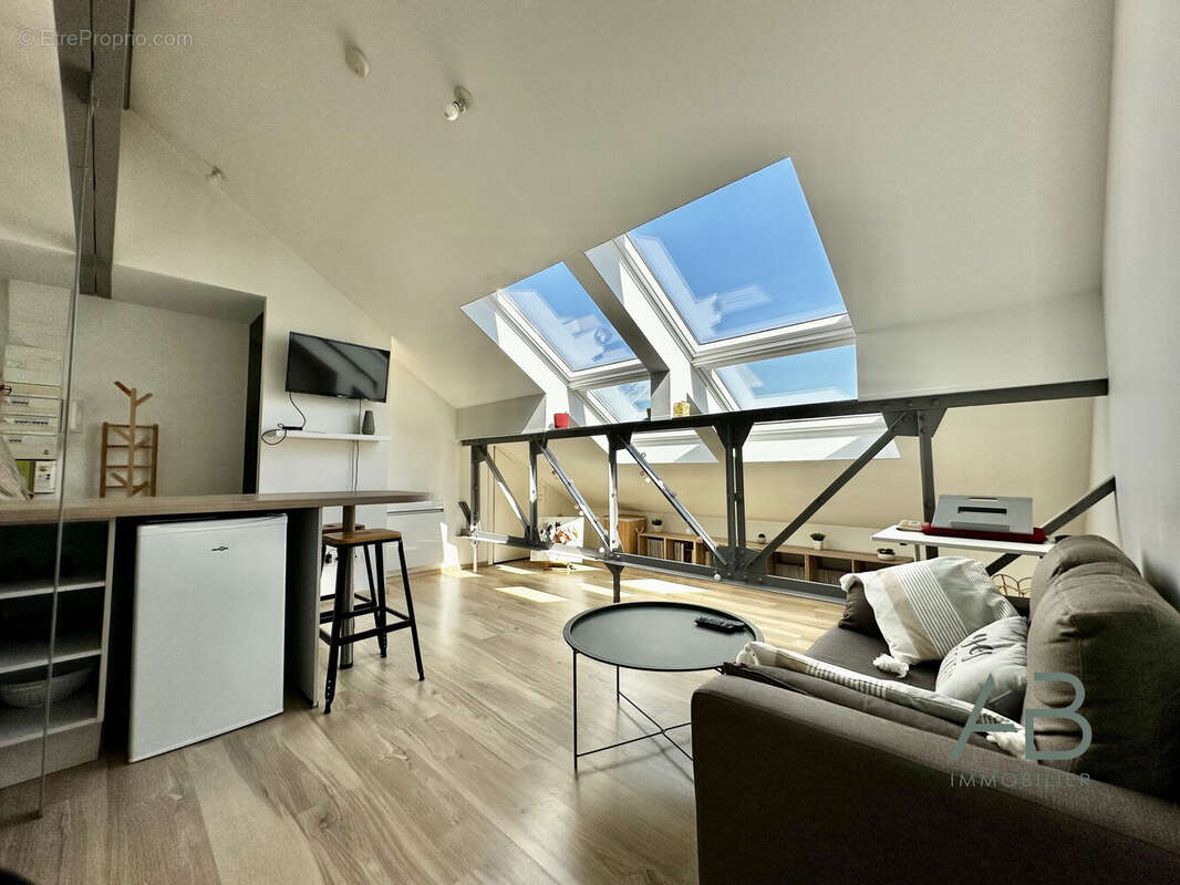 Appartement 37 m² à Lille  - photo 2