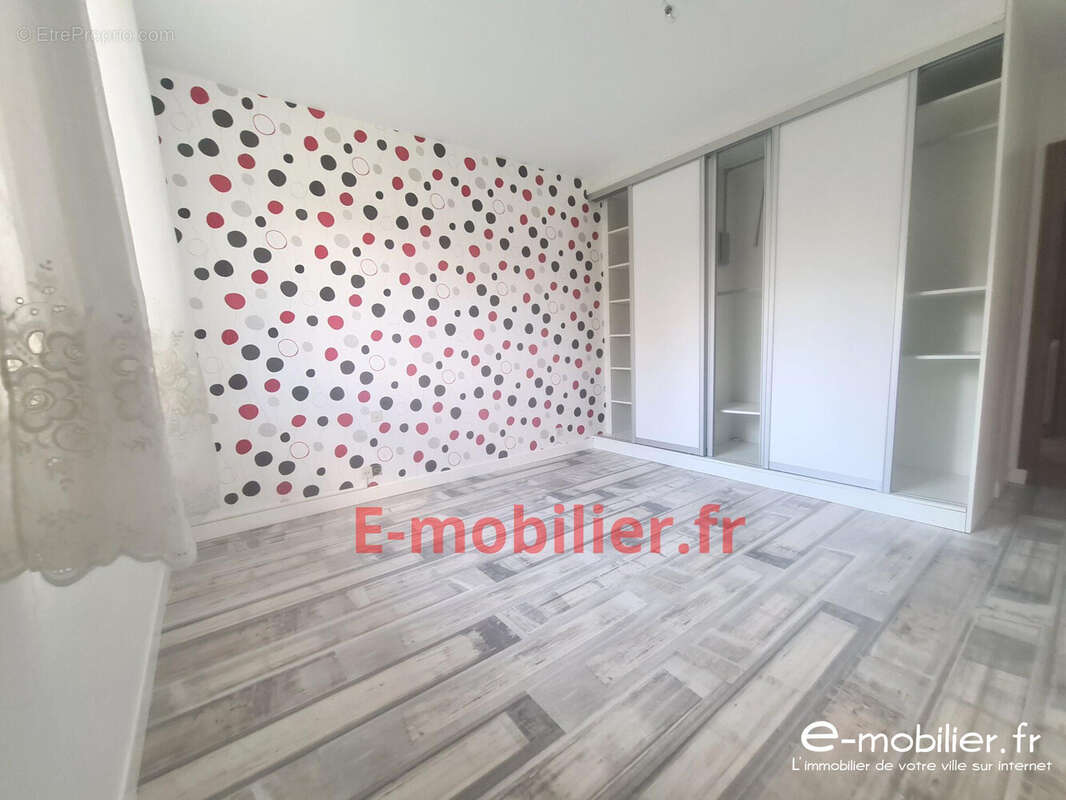 Maison à CHARTRES-DE-BRETAGNE