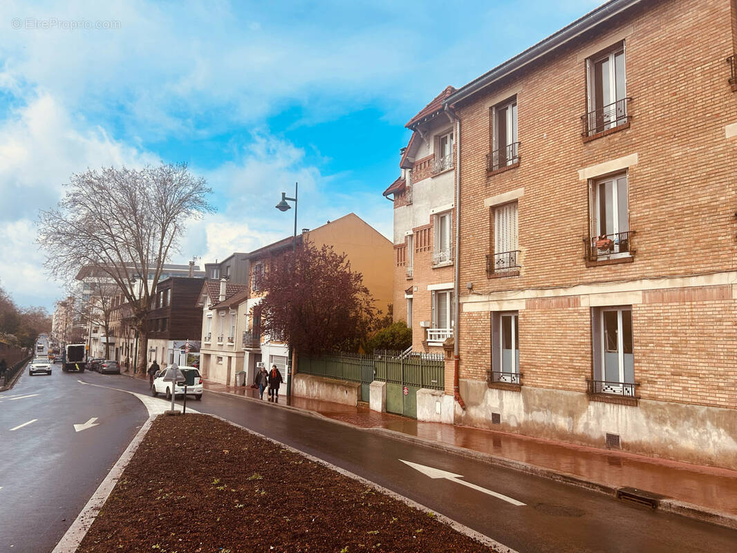 Appartement à MONTROUGE