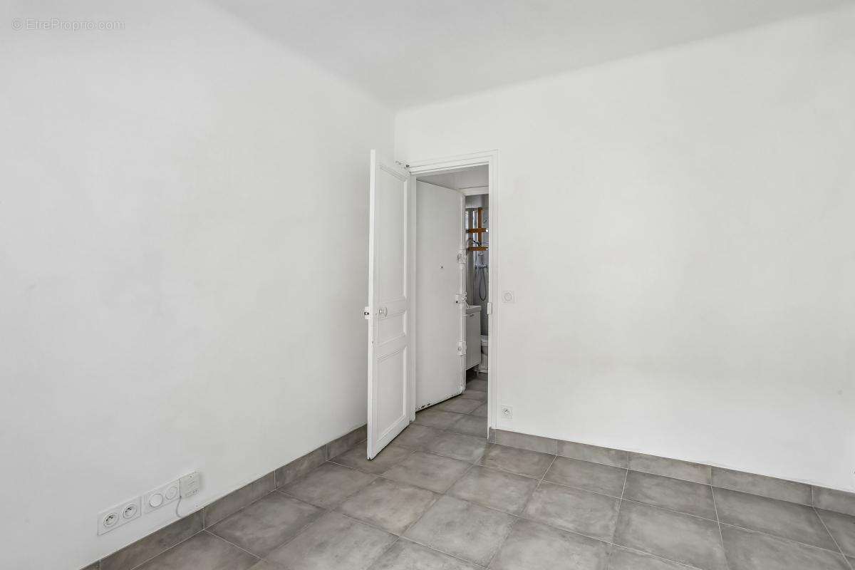 Appartement à PARIS-20E