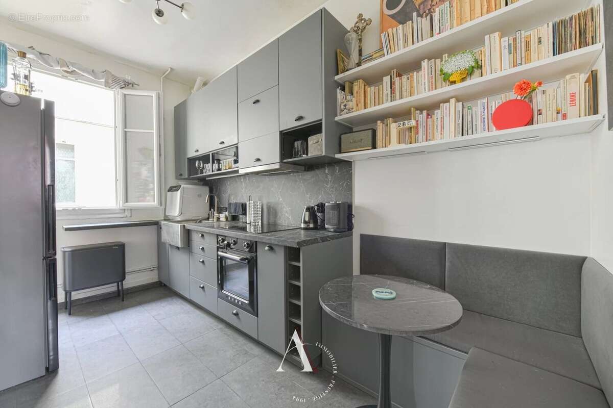 Appartement à PARIS-18E
