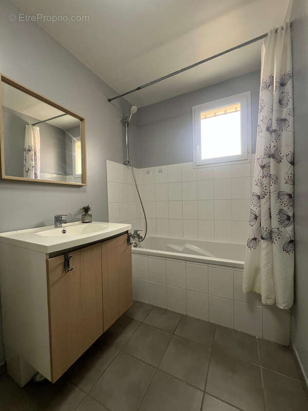 Maison à GOUSSAINVILLE